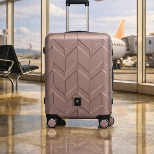 Taupe ABS+ Butterfly koffer maat M met chevron‑patroon, dubbele spinnerwielen en telescopische handgreep